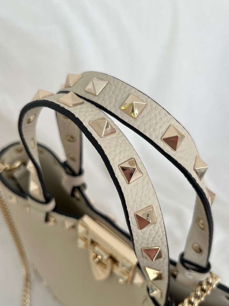 Va1e*ntin0 top handle bag